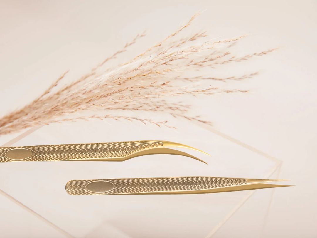 How To Pick The Right Lash Tweezers For You