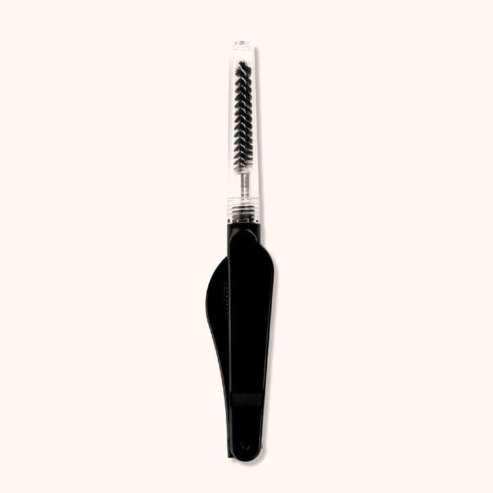 2-in-1 foldable eyelash comb and brow spoolie. Stainless steel teeth + nylon brush, portable design for lash extensions, brow grooming, daily makeup and salon use.